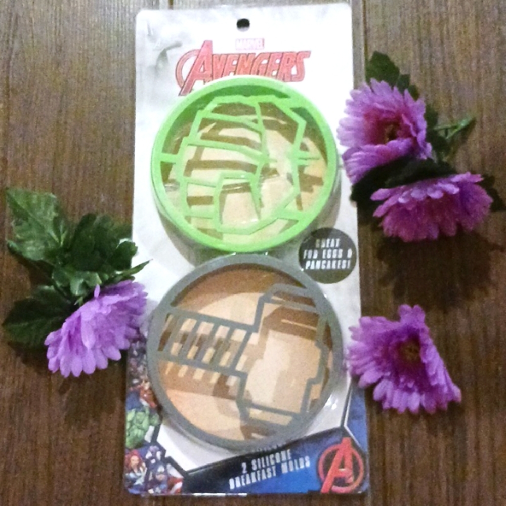 Marvel Avengers 2 Silicone Breakfast Molds 😋